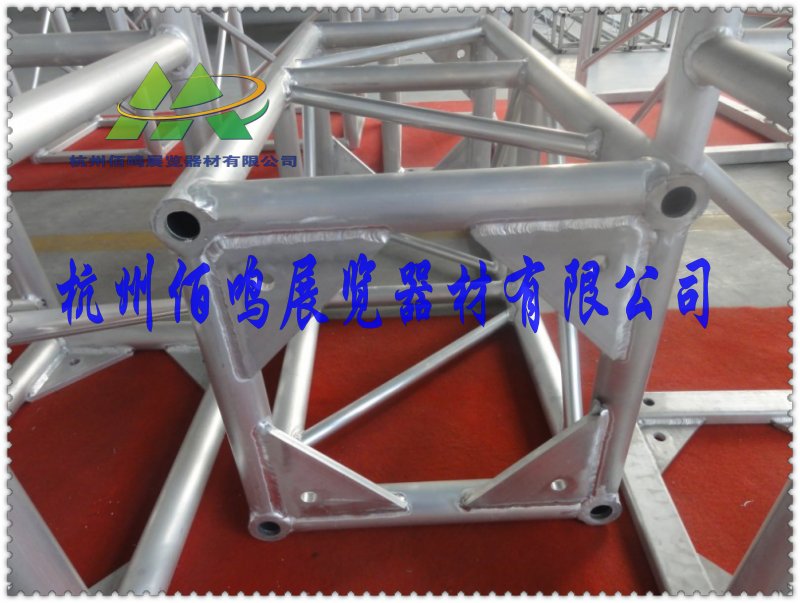 TRUSS架太空架鋁燈光架鋁桁架價(jià)格演出桁架