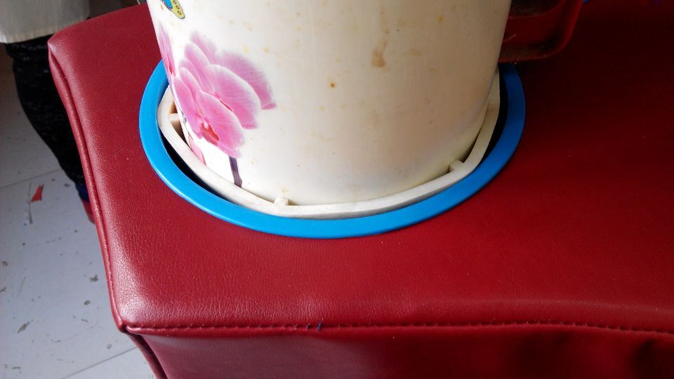 供應(yīng)大貨車暖壺架*橡膠圈批發(fā)