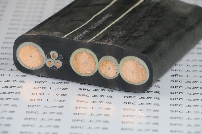 供應用于坦克鏈|拖鏈|數(shù)控機床的*拖鏈電纜|柔性拖鏈電纜批發(fā)