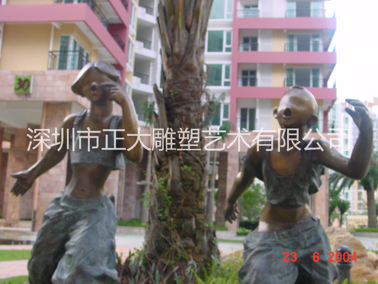 供應(yīng)各種材質(zhì)小區(qū)景觀雕塑1