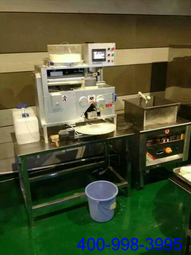 供應(yīng)彩色面條機 自動售賣面條機價格 衡水面條機
