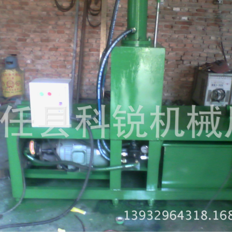 供應(yīng)雙曲線鋼管調(diào)直機 腳手架鋼管調(diào)直除銹刷漆機