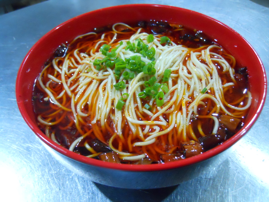 德州重慶小面培訓(xùn)學(xué)校 淄博重慶小面技術(shù)培訓(xùn) 濟(jì)南重慶小面加盟