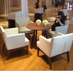 供應(yīng)廠家直銷*出售西餐廳沙發(fā)桌椅 廠家直銷*出售西餐廳沙發(fā)桌椅