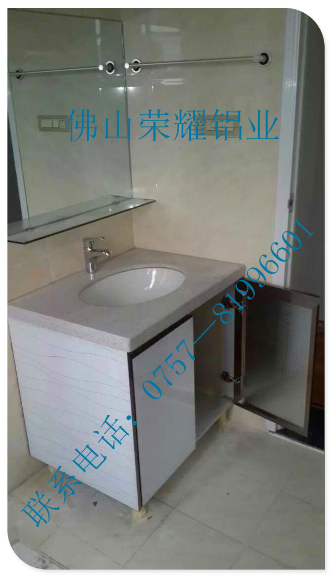 供應(yīng)用于的陶瓷櫥柜鋁材廠家批發(fā)，陶瓷合金櫥柜鋁材，櫥柜柜體鋁材，晶鋼門鋁材