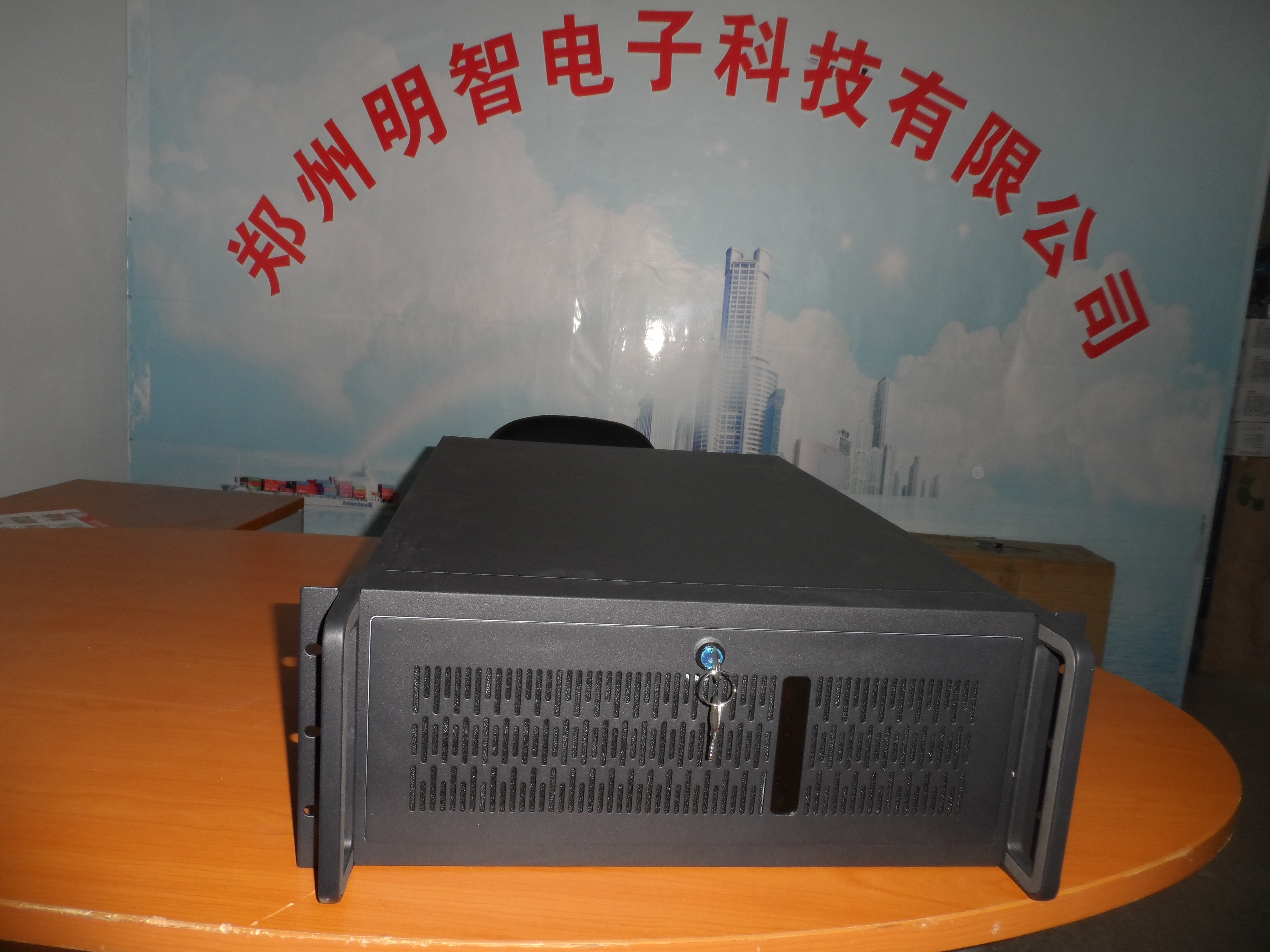 供應(yīng)拓普龍4U650 工控機(jī)箱