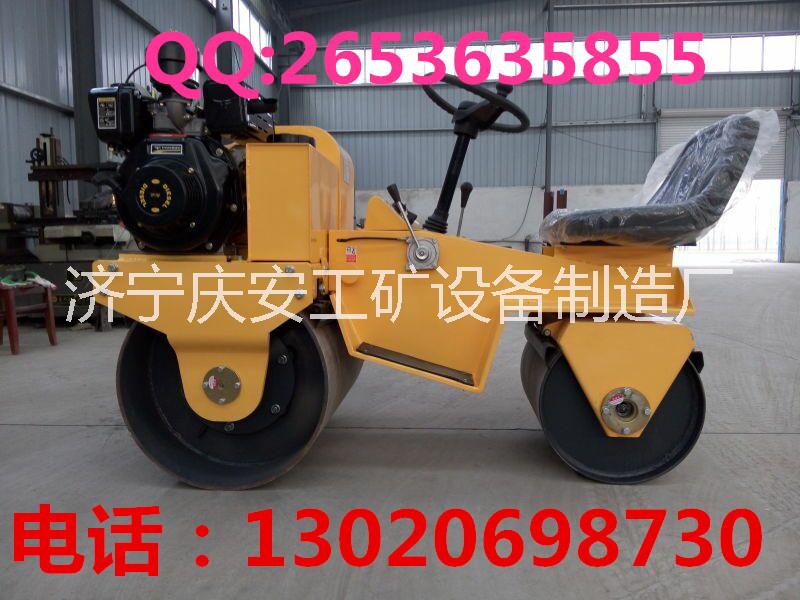 供應(yīng)小型座駕壓路機(jī)，熱銷(xiāo)中的壓路機(jī)