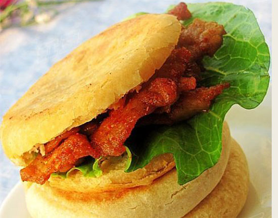 濟(jì)南雞蛋灌餅的做法培訓(xùn) 雞蛋灌餅醬料做法學(xué)習(xí) 濟(jì)南教雞蛋灌餅學(xué)校