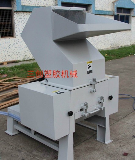 供應(yīng)華北區(qū)粉碎機(jī)廠家直銷(xiāo) 鞋底鞋面粉