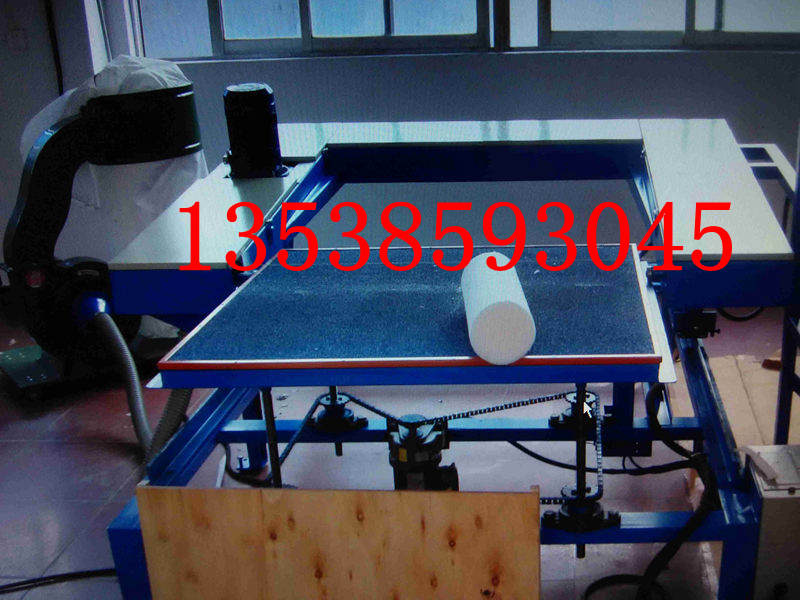 供應海綿仿形切割機，泡綿異形加工設備，EVA異形加工設備，沙發(fā)枕頭異形切割機，海棉異形切割機，東莞海綿機械，東莞泡綿機械