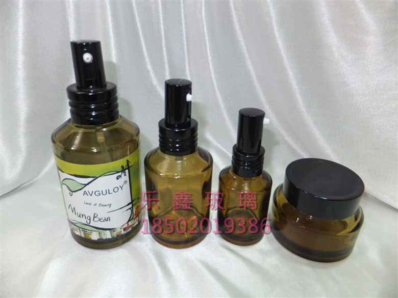 供應(yīng)*玻璃瓶批發(fā)，新款玻璃瓶，化妝品玻璃瓶