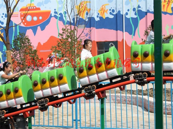 供應(yīng)果蟲滑車游藝設(shè)施