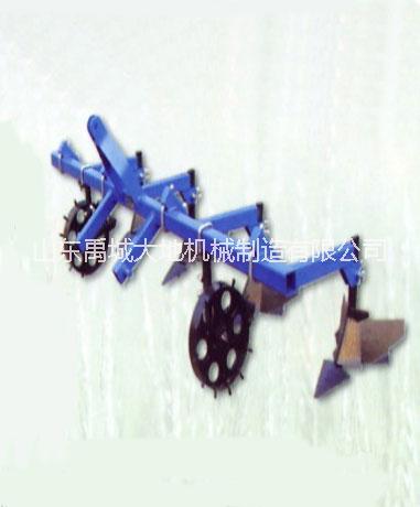 供應(yīng)玉米、大豆、棉花、甜菜中耕機(jī)