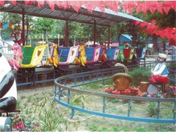 叢林騎士叢林飛馬游樂設備廠家批發(fā)報價