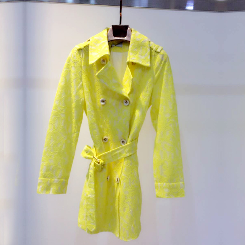 東莞市衣伽木翌服飾供應(yīng)木翌服裝尾貨用于搭配的木翌秋裝