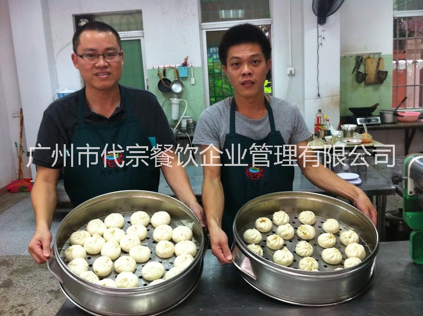 供應(yīng)深圳哪里學(xué)做*早餐包子的培訓(xùn)學(xué)，去哪里學(xué)做早餐包子，哪里有學(xué)做早餐包子的，哪里可以學(xué)做早餐，早餐包子技術(shù)培訓(xùn)