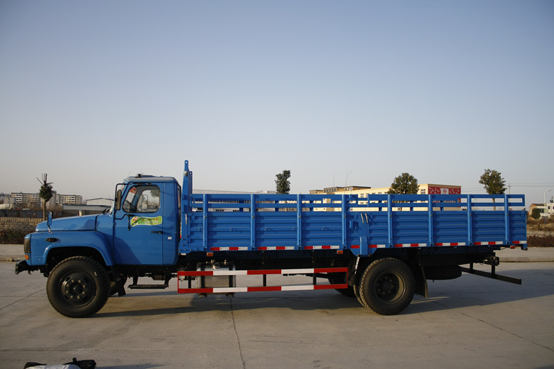 供應(yīng)廠家直銷東風(fēng)教練大王  9米*教練車 全國(guó)*價(jià)