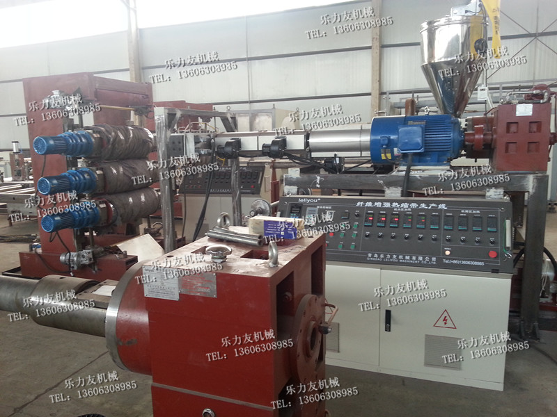 纖維增強熱收縮帶涂膠生產(chǎn)設(shè)備，熱收縮帶生產(chǎn)線，一步法熱收縮帶設(shè)備