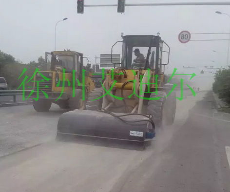 供應(yīng)裝載機(jī)四合一鏟斗