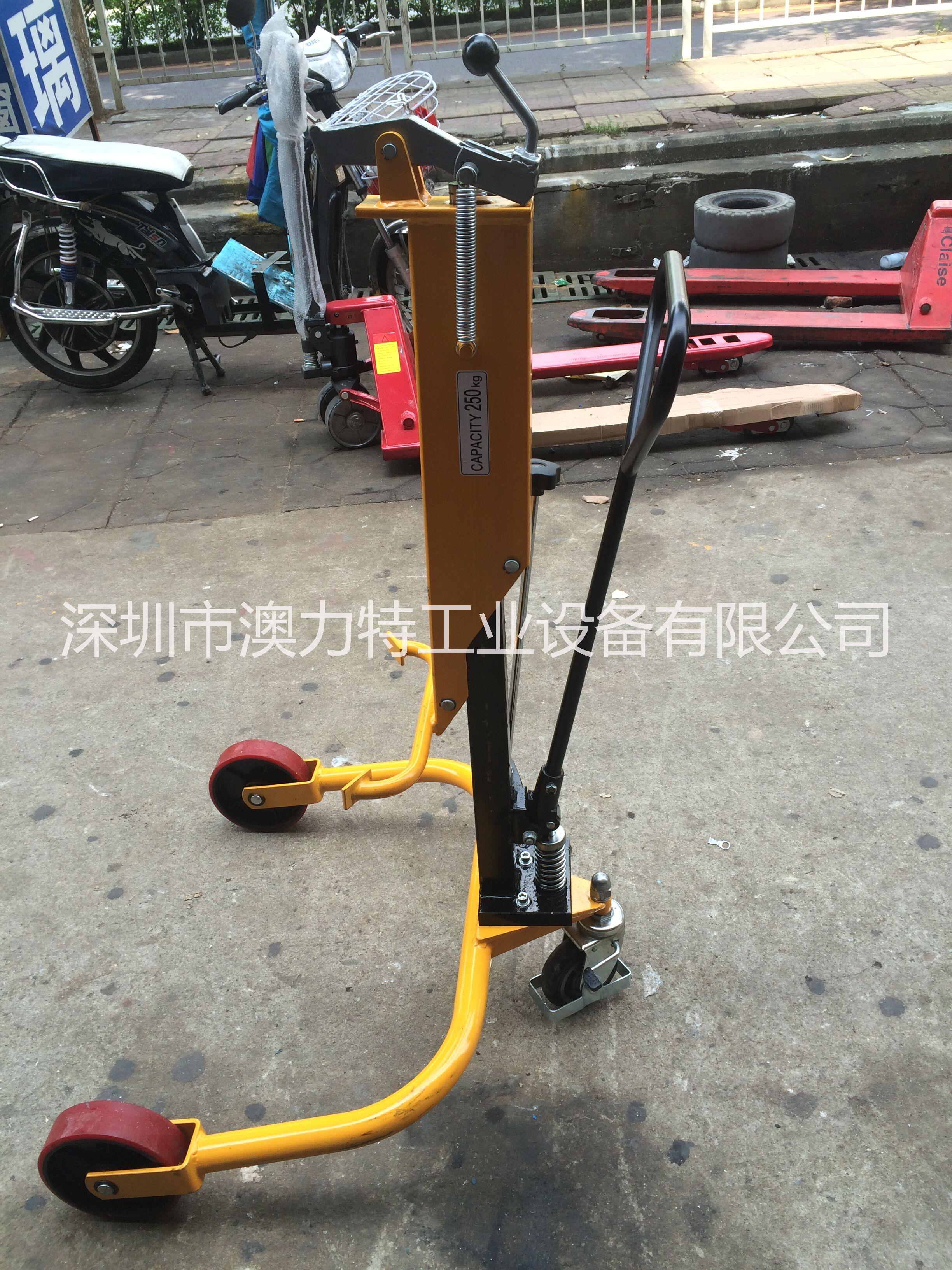 供應(yīng)油桶提升/翻轉(zhuǎn)車