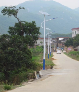 現(xiàn)在太陽能路燈價格差異這么大的原因