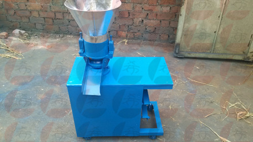 新型飼料顆粒機(jī)假一賠十 小型飼料顆粒機(jī)