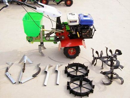 供應農(nóng)用松土翻土機，扶拖拉機農(nóng)用10馬力微耕機旋耕機犁地機