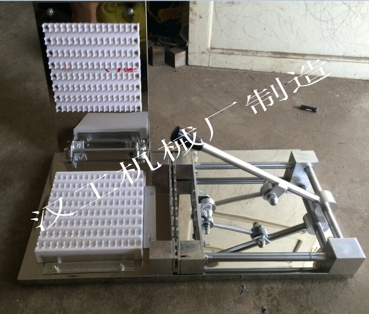 供應手動穿串機 全自動穿串機 廠家直銷燒烤用具工具 羊肉串 麻辣串穿串機 邢臺漢工牌HG-8穿串機  長期供應廚房用具