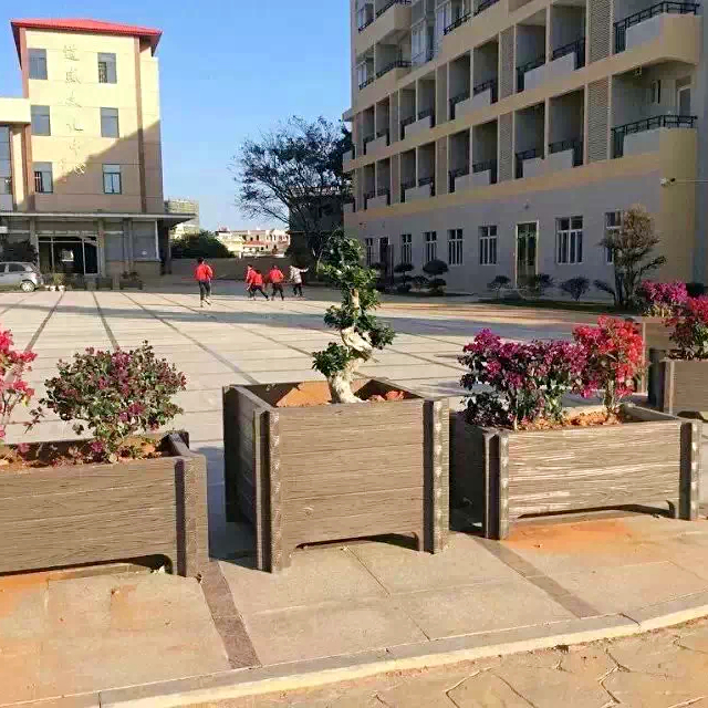 仿木花箱，上海仿木花箱批發(fā)商，上海仿木花箱工程