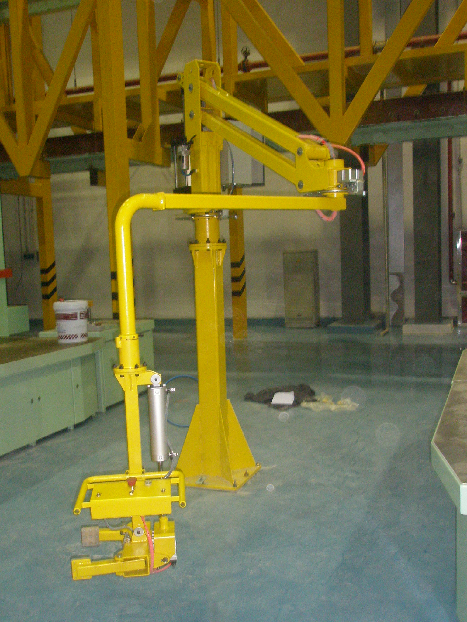 供應(yīng)上海供應(yīng)助力機械手搬運機械手租賃搬運機