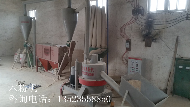 供應(yīng)造紙木粉機(jī)批發(fā)，造紙木粉機(jī)報(bào)價(jià)，供應(yīng)造紙木粉機(jī)設(shè)備