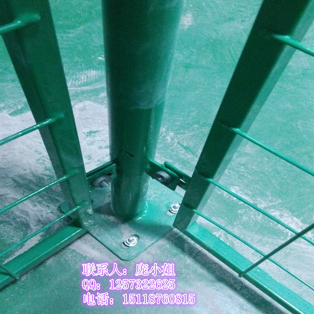 佛山浸塑車間隔離網(wǎng)廠家倉庫隔離欄倉儲護欄網(wǎng)壽命更長