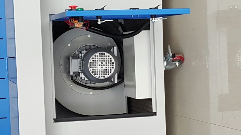 供應(yīng)除塵工作臺 吸塵打磨臺