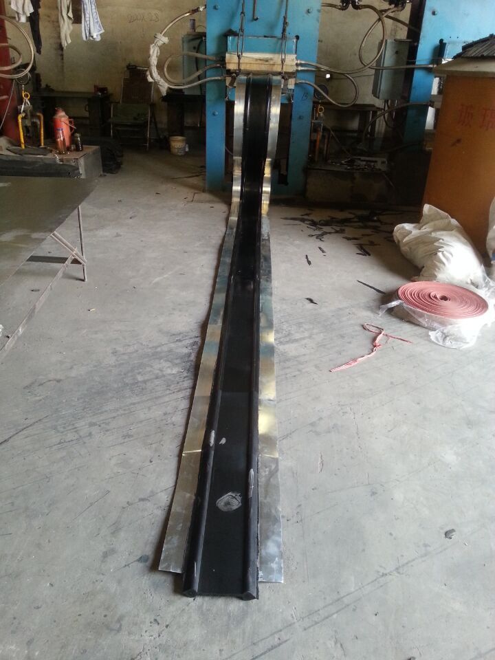 供應鋼邊橡膠止水帶加工生產