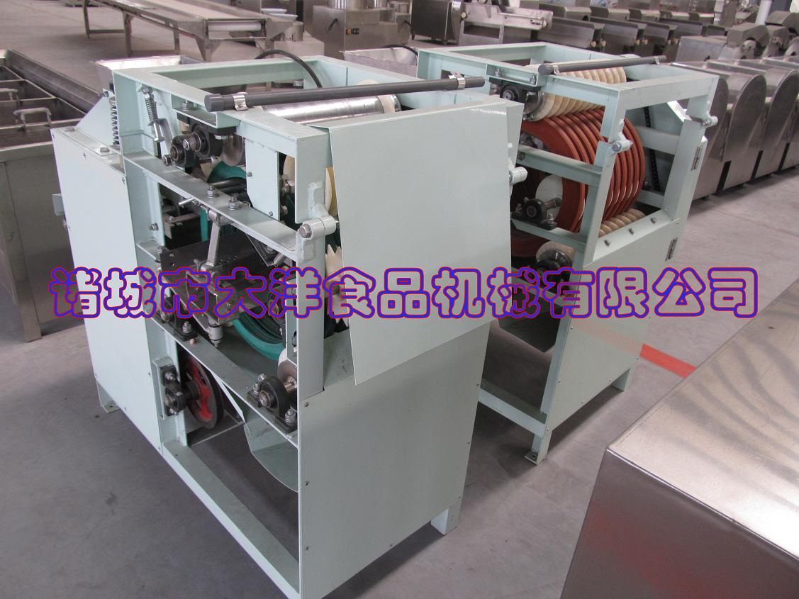 供應(yīng)大洋機(jī)械專業(yè)供應(yīng)濕法蠶豆剝皮機(jī) *節(jié)能價(jià)格實(shí)惠