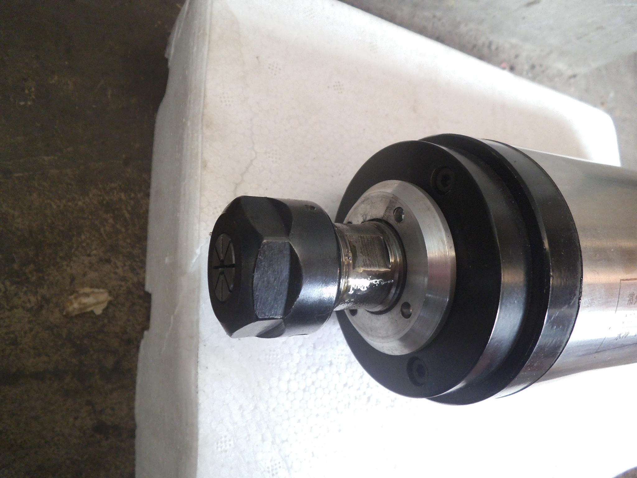 供應(yīng)用于雕刻家具的廣東1325家具雕刻機(jī) 風(fēng)冷主軸，華江 1.5Kw 80直徑4軸承風(fēng)冷電主軸 雕刻機(jī)風(fēng)冷主軸電機(jī) 高速