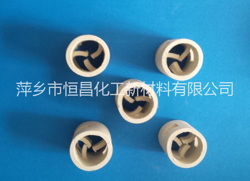 供應(yīng)陶瓷鮑爾環(huán) 恒昌化工耐高溫耐酸堿陶瓷鮑爾環(huán)填料