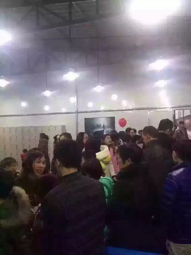 供應(yīng)明港雨屋*價格出租體驗雨屋活動