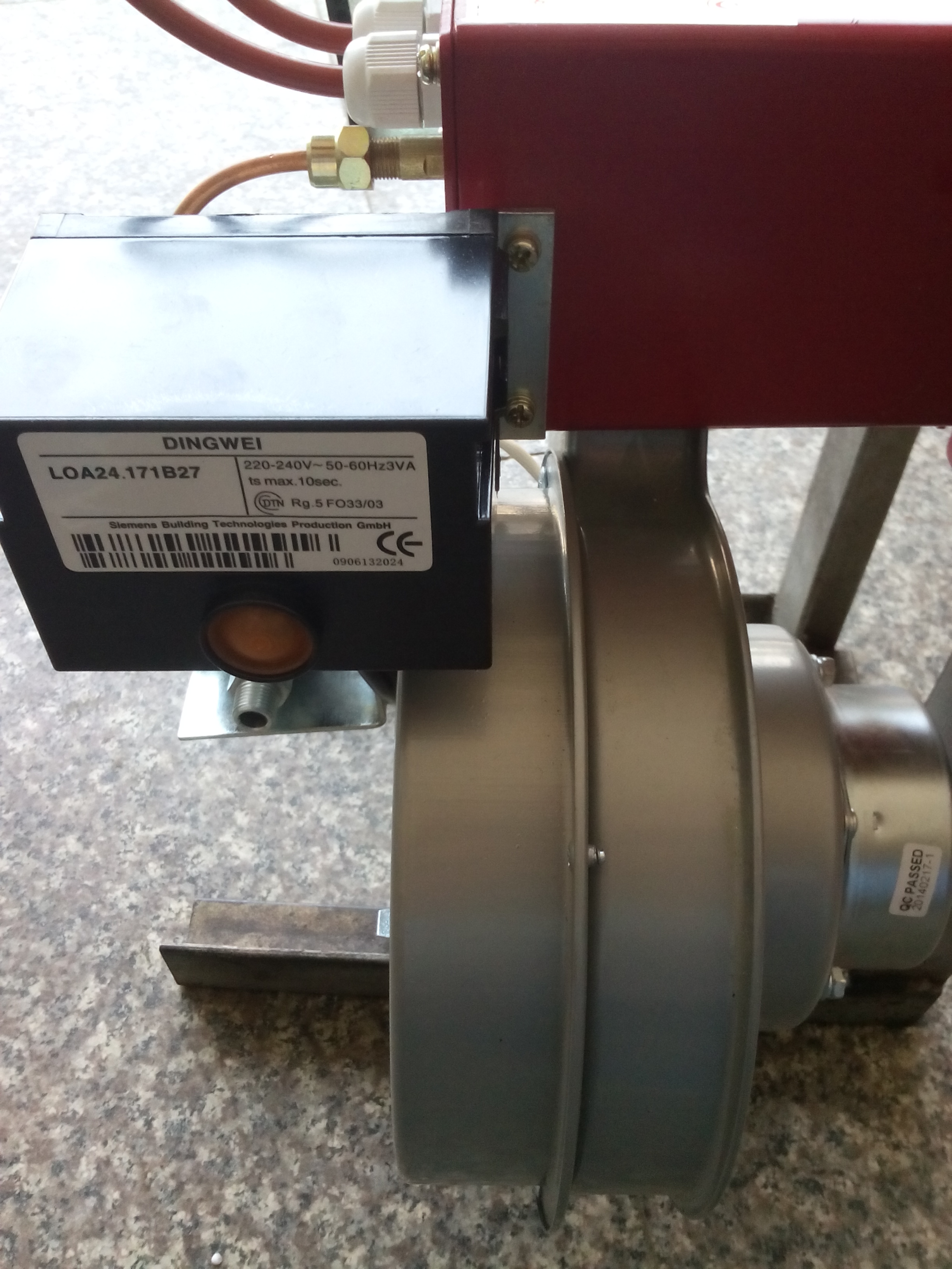 供應(yīng)用于燃燒機(jī)的原裝德國(guó)*控制器LOA24