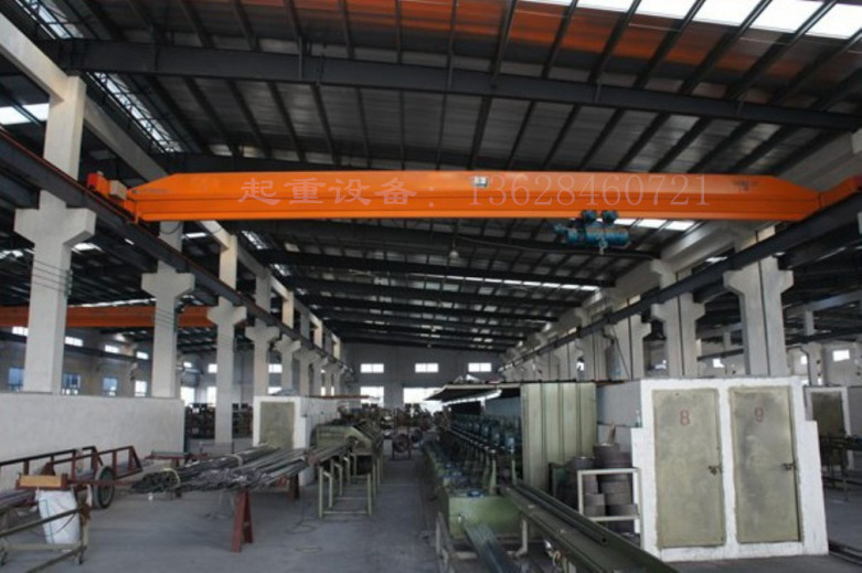 供應(yīng)重慶電動橋式行車廠家，重慶起重經(jīng)銷處