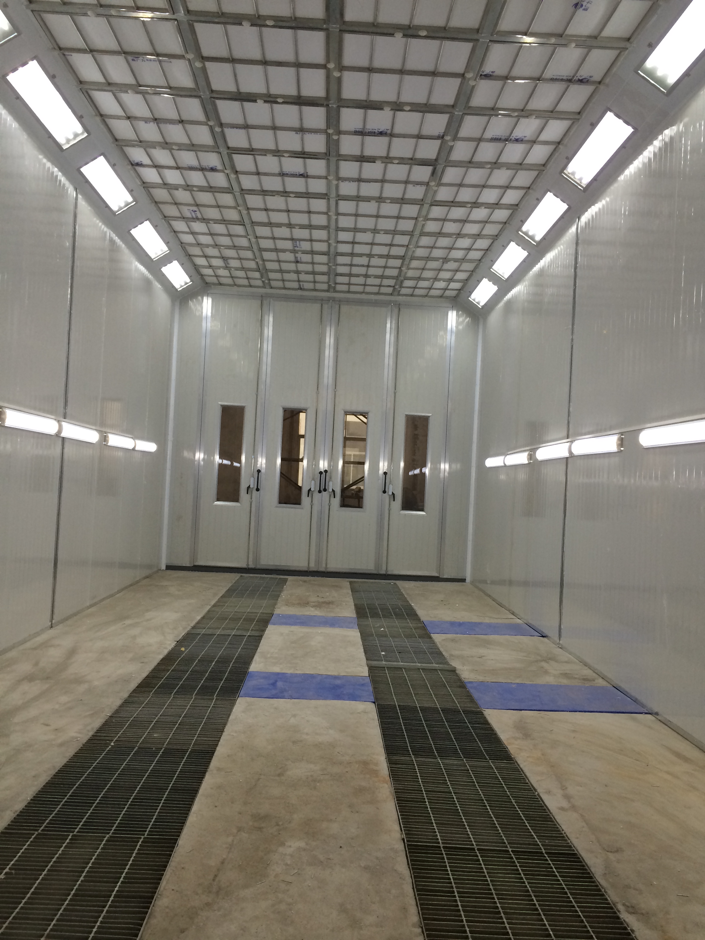 供應(yīng)佛山大巴烤漆房中巴電加熱烤漆房