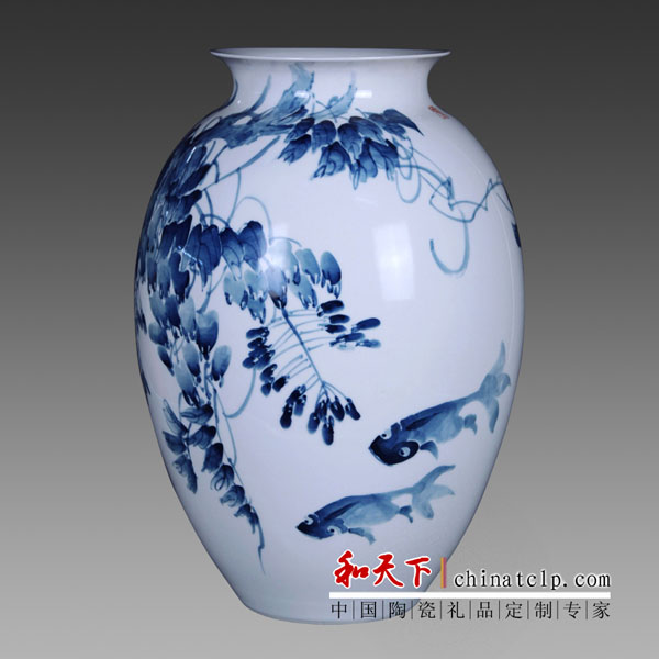 供應用于的供應景德鎮(zhèn)仿康熙年代青花雙魚瓶