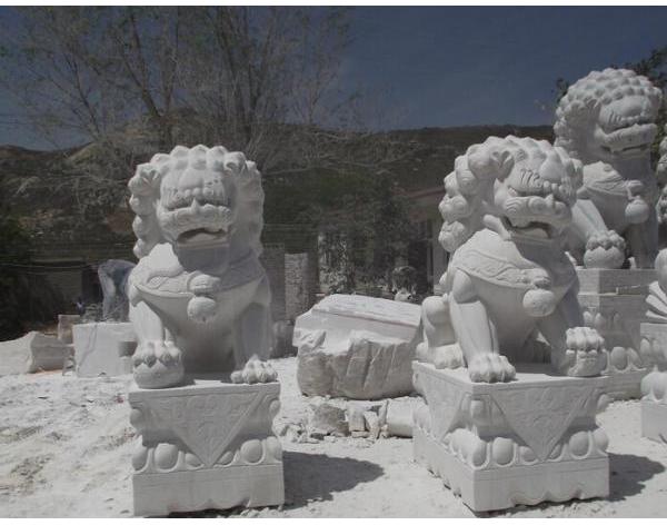供應(yīng)石雕獅子