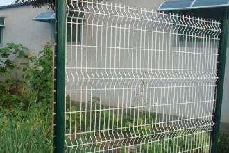 供應(yīng)三角折彎型護(hù)欄