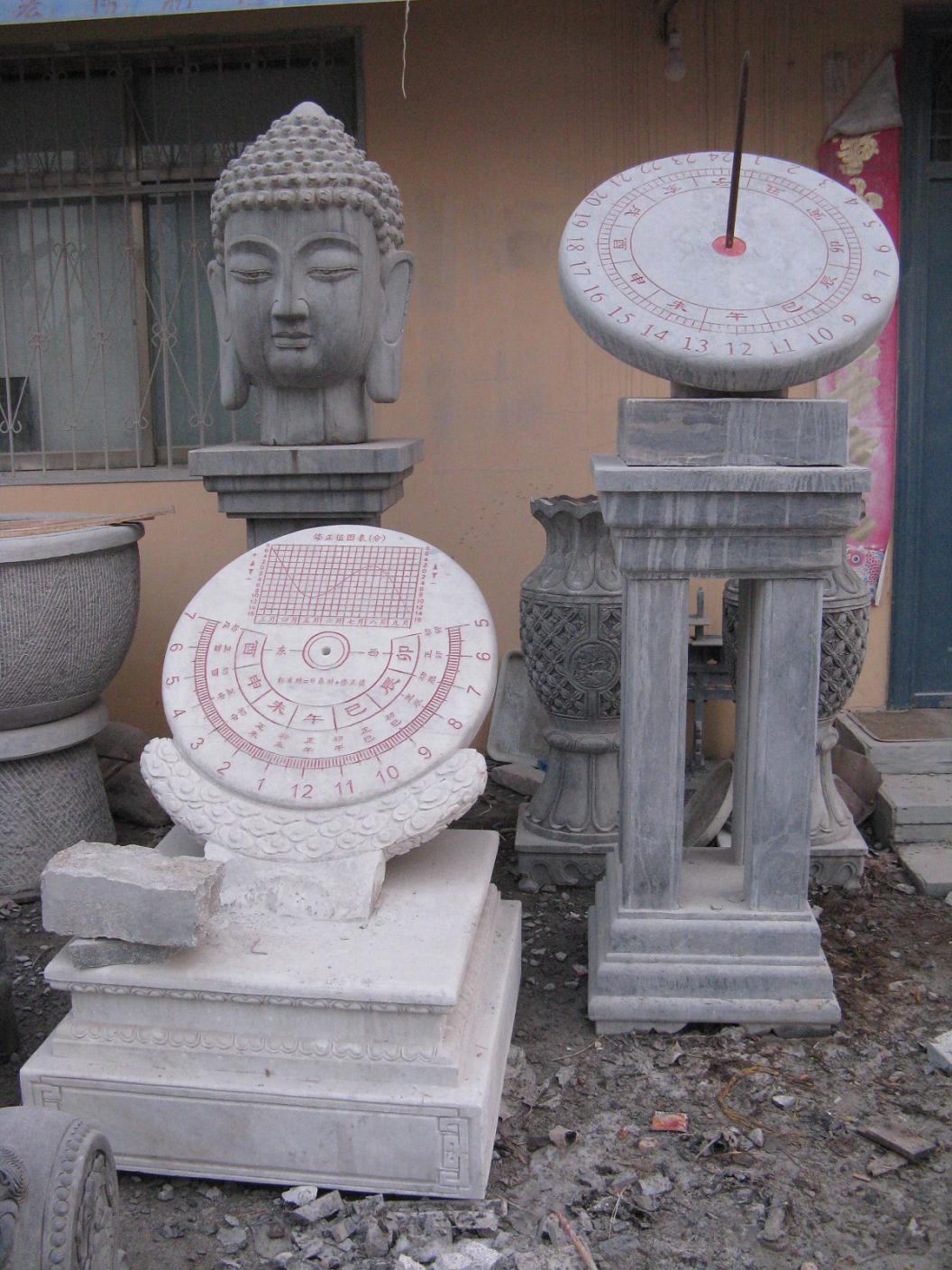 供應(yīng)手工雕刻石雕日晷日晷與時(shí)俱進(jìn)指南針石雕科學(xué)儀器