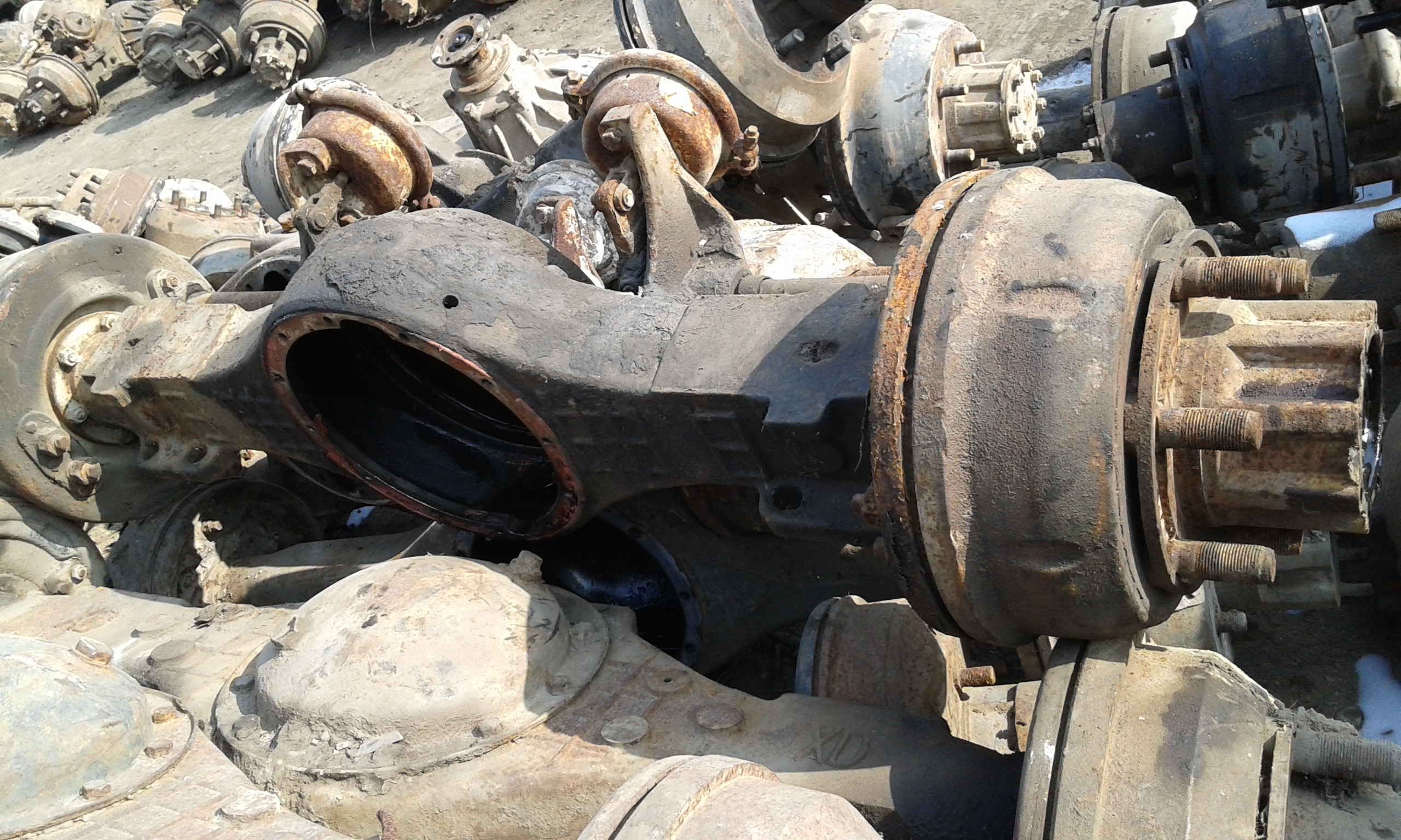 供應(yīng)用于農(nóng)用車拖車的小東風(fēng)后橋