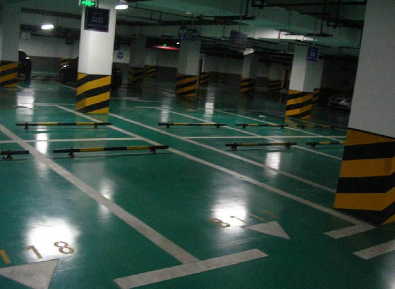 深圳道路交通設(shè)施/深圳道路劃線標線/停車場車位劃線/熱熔車位線/通道線禁停線