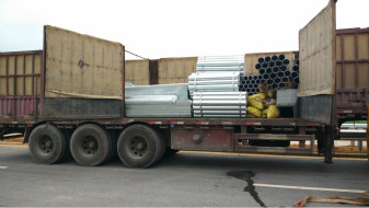 波形護(hù)欄價(jià)格 供應(yīng)長(zhǎng)沙高速公路波形護(hù)欄