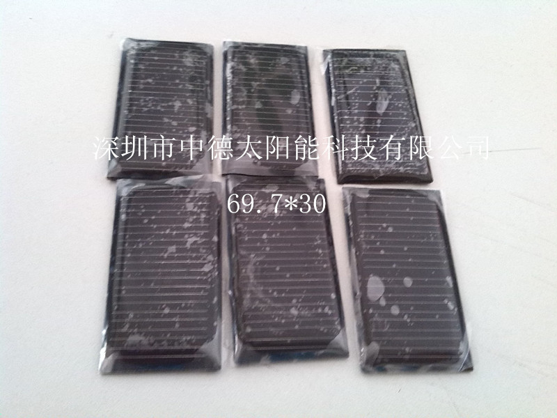 供應(yīng)太陽(yáng)能滴膠板，太陽(yáng)能道路監(jiān)控發(fā)電系統(tǒng)，太陽(yáng)能半柔性電池板，太陽(yáng)能電池板  太陽(yáng)能滴膠板，太陽(yáng)能半柔性電池板