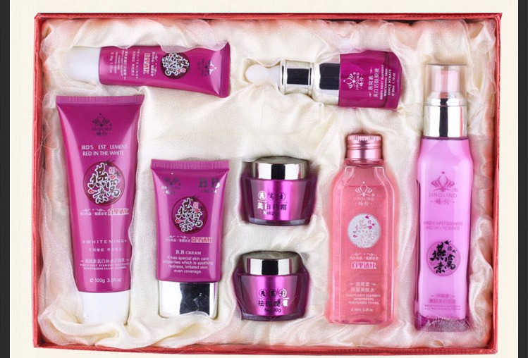 供應(yīng)正品嬌伶 燕窩素 白里透紅八件套